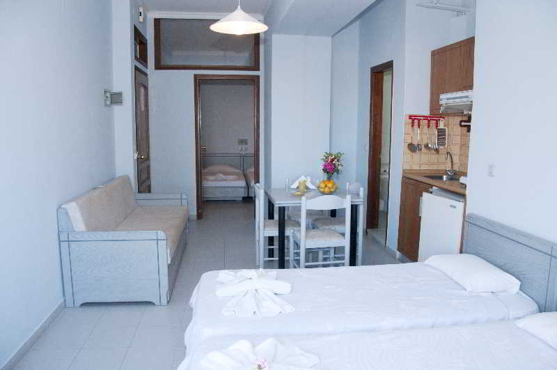 קולימברי Louladakis Apartments מראה חיצוני תמונה